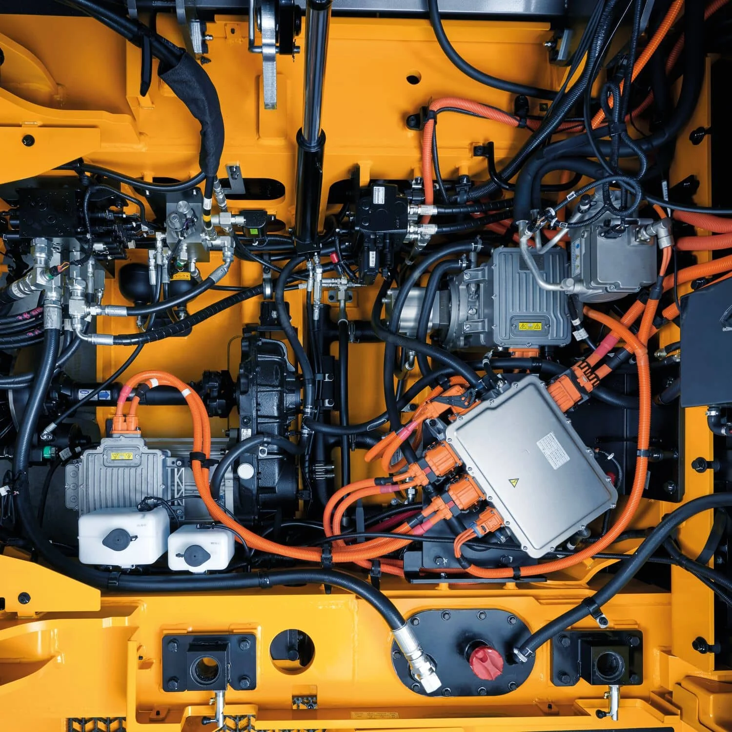 Sitecore website-70B-X_High voltage cable_High Res.jpg
